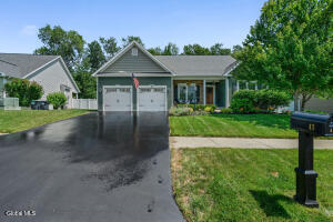 43 Maiden Circle Ballston Spa, NY 12020