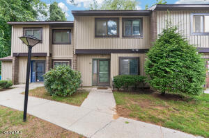 84 Crestwood Terrace Albany, NY 12203