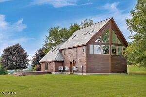111 Everetts Heights Way Hebron, NY 12832