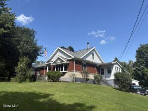 18 Pleasantview Avenue Troy, NY 12180