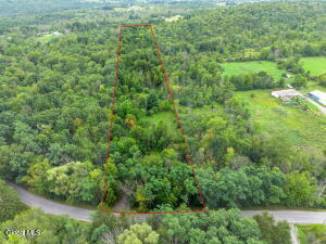 165 Cleveland Road Sloansville, NY 12031