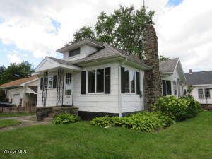 80 5th Street Scotia, NY 12302