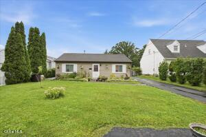 7 Stevenson Street Schenectady, NY 12308