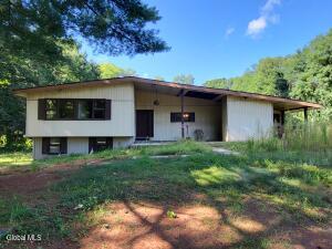 639 Mac Elroy Road Ballston Lake, NY 12019
