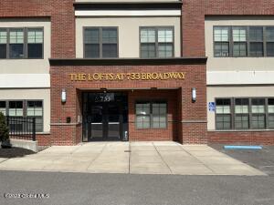 733 Broadway Albany, NY 12207