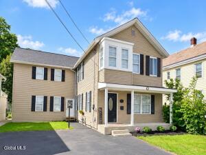 20 7th Street Waterford, NY 12188
