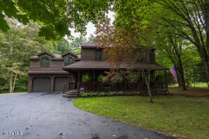 28 Hyspot Road Greenfield Center, NY 12833