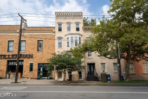 156 S Swan Street Albany, NY 12210