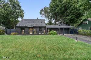 1048 Spry Lane Rotterdam, NY 12303