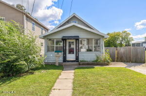 2206 William Street Schenectady, NY 12306