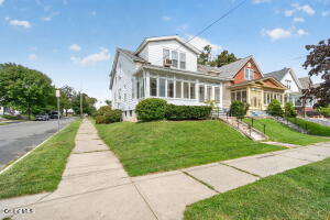 39 W Erie Street Albany, NY 12208