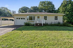 17 Dawn Drive Glenville, NY 12302