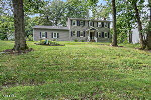 2279 Pine Ridge Road Niskayuna, NY 12309