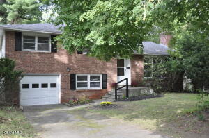 39 Wellington Road Delmar, NY 12054