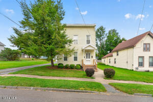 32 Vanderwerken Avenue Waterford, NY 12188