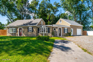 1058 Inner Drive Schenectady, NY 12303
