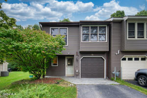 93 Westchester Drive Clifton Park, NY 12065