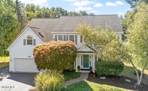 827 Creek Court Slingerlands, NY 12159