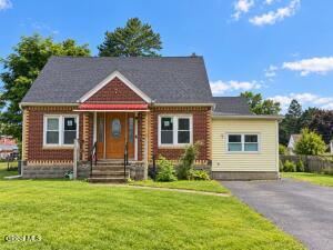 3247 Taylor Street Schenectady, NY 12306