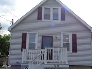 1226 Donnan Avenue Schenectady, NY 12309