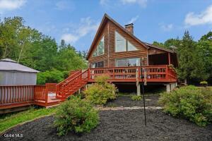 83 Stoddard Road Hampton, NY 12837