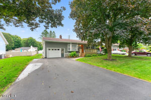 6 Dublin Drive Ballston Spa, NY 12020