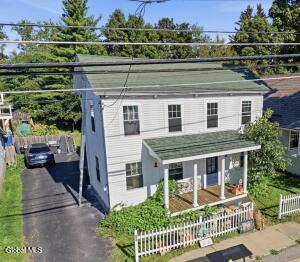 809 Hudson Avenue Stillwater, NY 12170