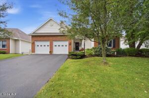 11 Conway Circle Loudonville, NY 12211