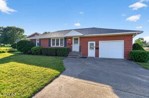4 Iris Lane Colonie, NY 12205