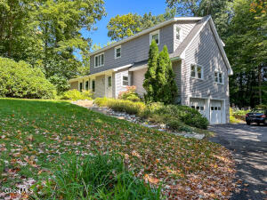 16 Summit Drive Lake George, NY 12845