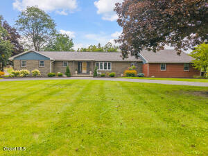 27 Frangella Drive Coeymans, NY 12045