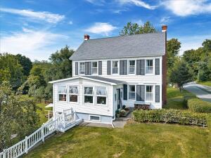 7 North Road Clarksville, NY 12041