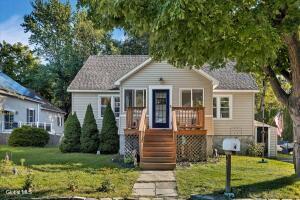 4 Streamview Lane Wynantskill, NY 12198