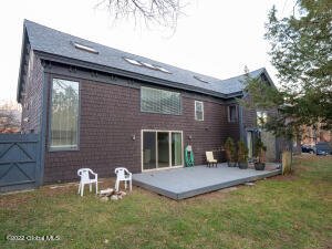 99 Woodlawn Avenue Saratoga Springs, NY 12866