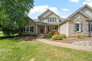 42 Tipperary Way Ballston Lake, NY 12019