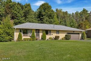 24 Bonner Drive Queensbury, NY 12804