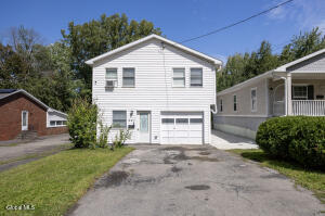 821 Hillside Avenue Schenectady, NY 12308