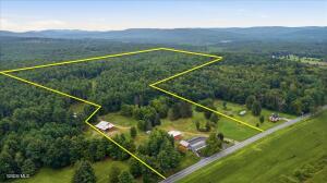 474 Groveside Road Hoosick Falls, NY 12090