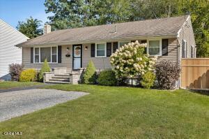 270 Daniels Avenue Schenectady, NY 12304