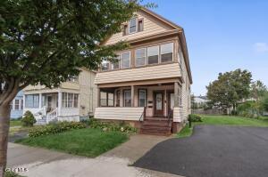 4 Sparkill Avenue Albany, NY 12209