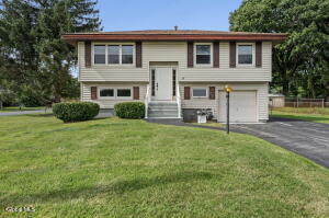 96 Wilkins Avenue Colonie, NY 12205