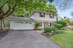 5 Haddington Lane Delmar, NY 12054