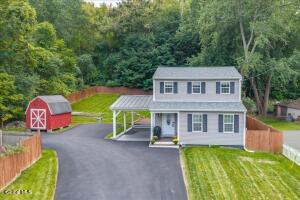 84 Plank Road Poestenkill, NY 12140