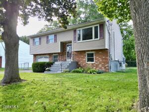 29 Myers Court Albany, NY 12205