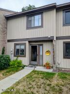 23 Point Of Woods Drive Albany, NY 12203