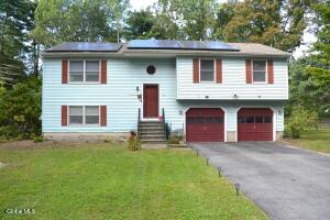 13 Herald Drive Queensbury, NY 12804