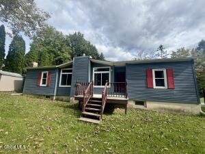 31 Penny Lane Averill Park, NY 12018