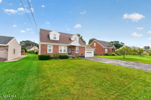 1237 Palma Avenue Schenectady, NY 12306
