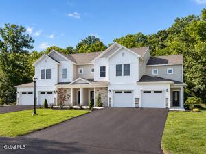 32 Reed'S Hollow Saratoga Springs, NY 12866
