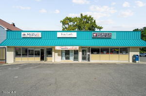 175-179 Columbia Turnpike Rensselaer, NY 12144